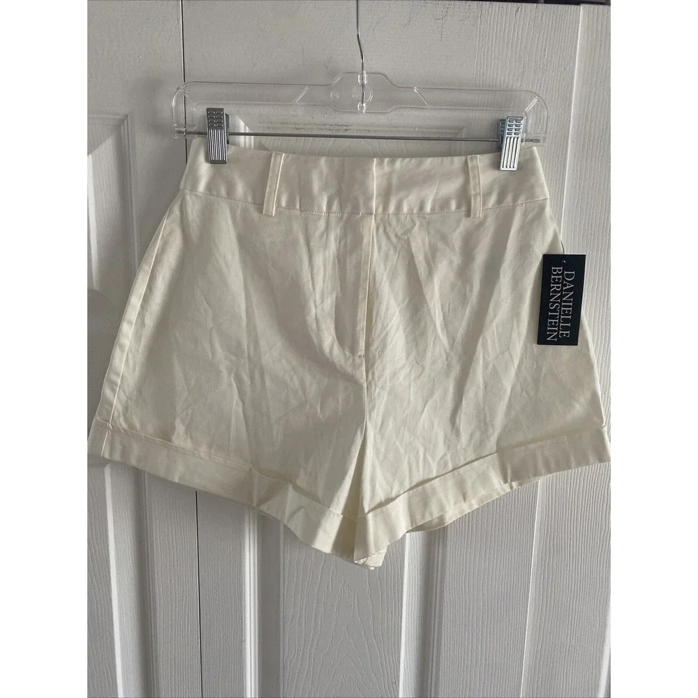Danielle Bernstein Cuffed Tailored Shorts Womens Size 2 Ivory Cotton Stretch NEW